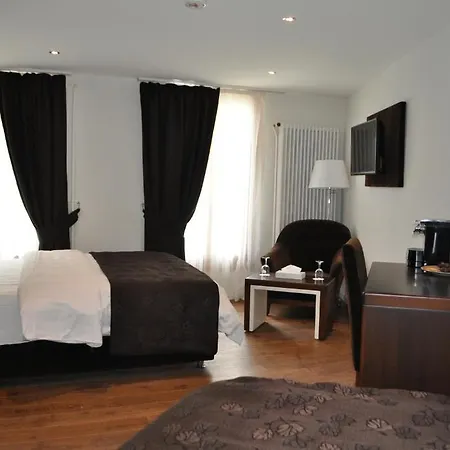 De Savoie 3*